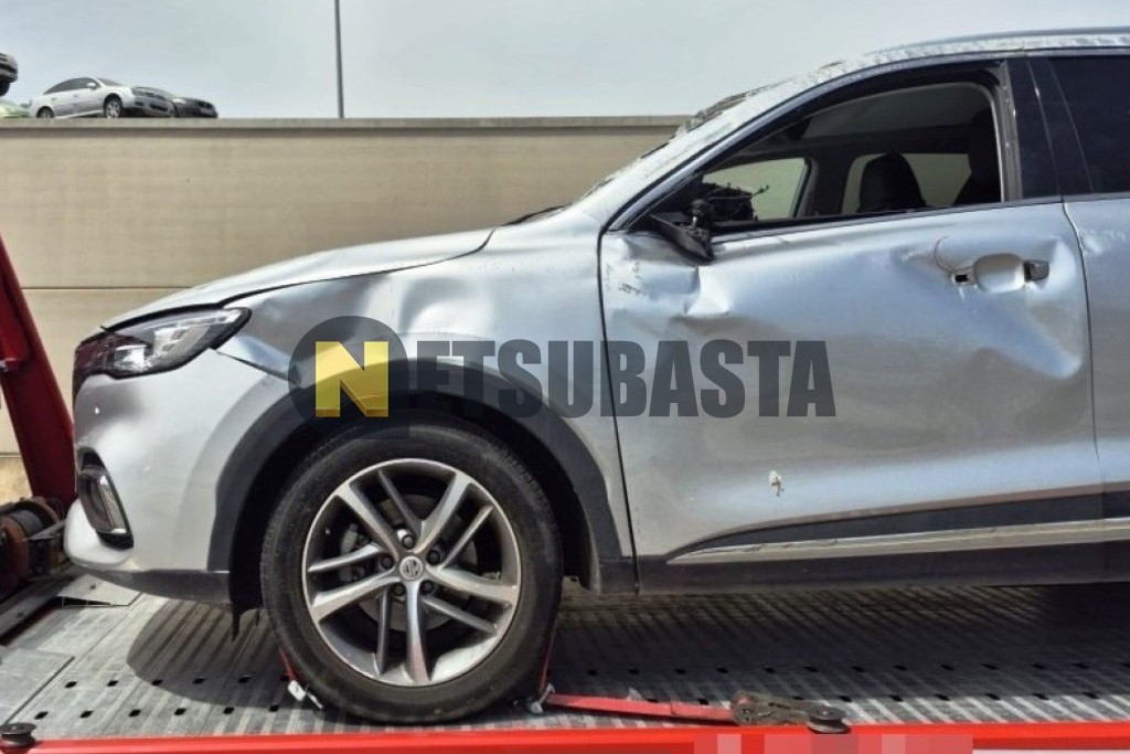 MG EHS Plug-in Hybrid 2022