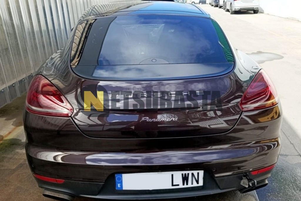 Porsche Panamera Diesel 2015