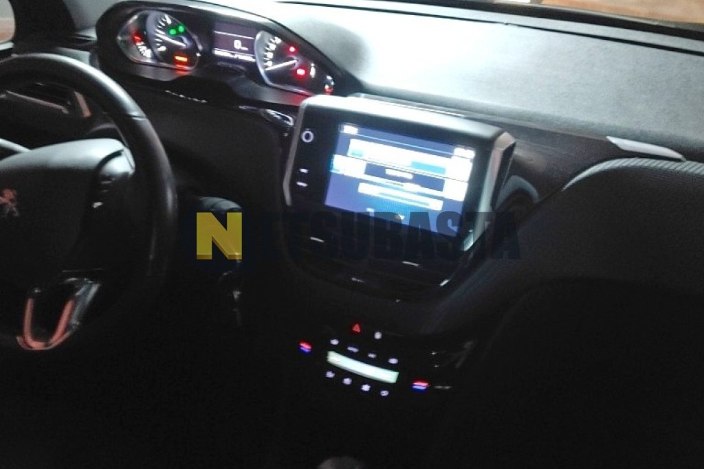 Peugeot 208 1.6 BlueHDi 2016
