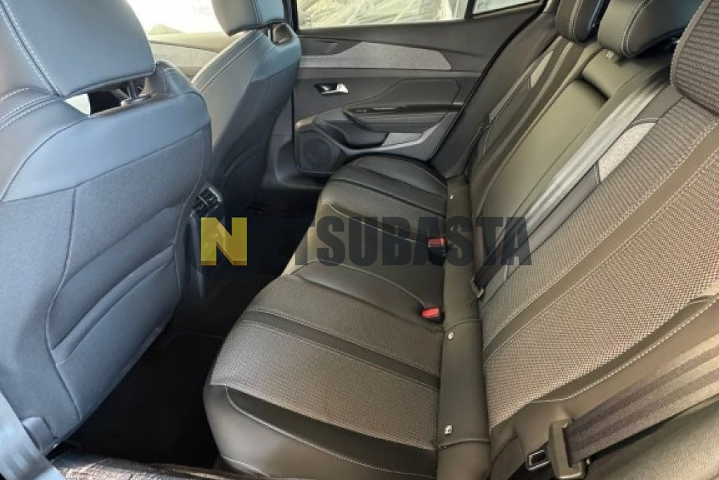 Peugeot 408 1.2 Hybrid e-DCS6 2025