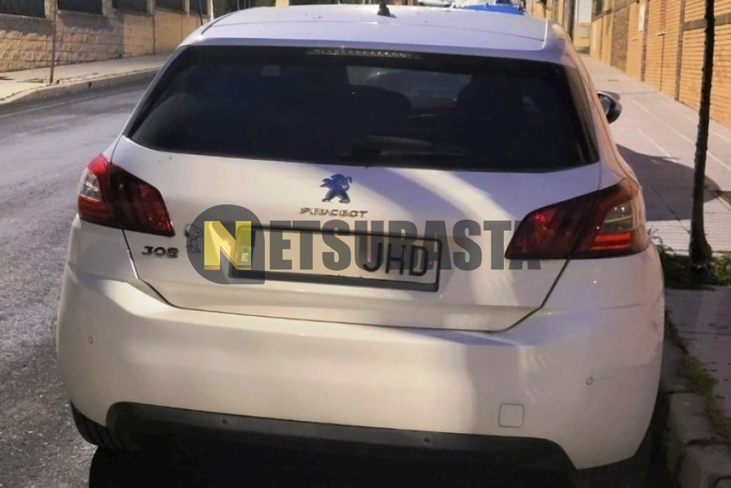 Peugeot 308 1.2 PureTech 2015