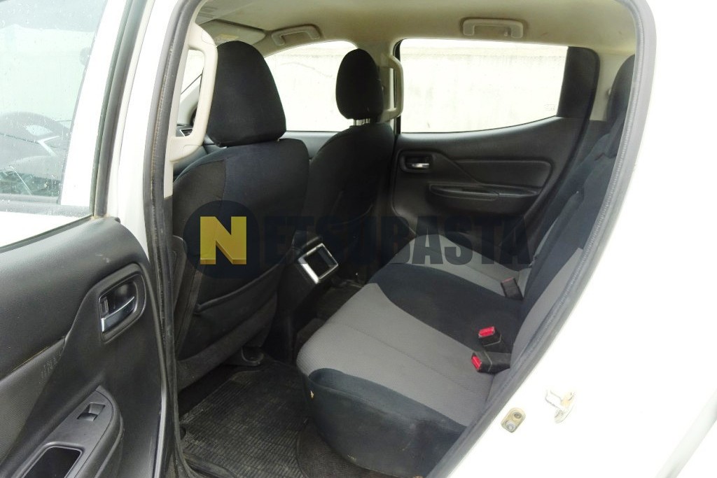 Mitsubishi L200 Doble Cabina 220 DI-D M-Pro 2020