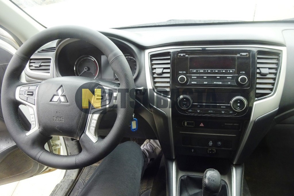 Mitsubishi L200 Doble Cabina 220 DI-D M-Pro 2020