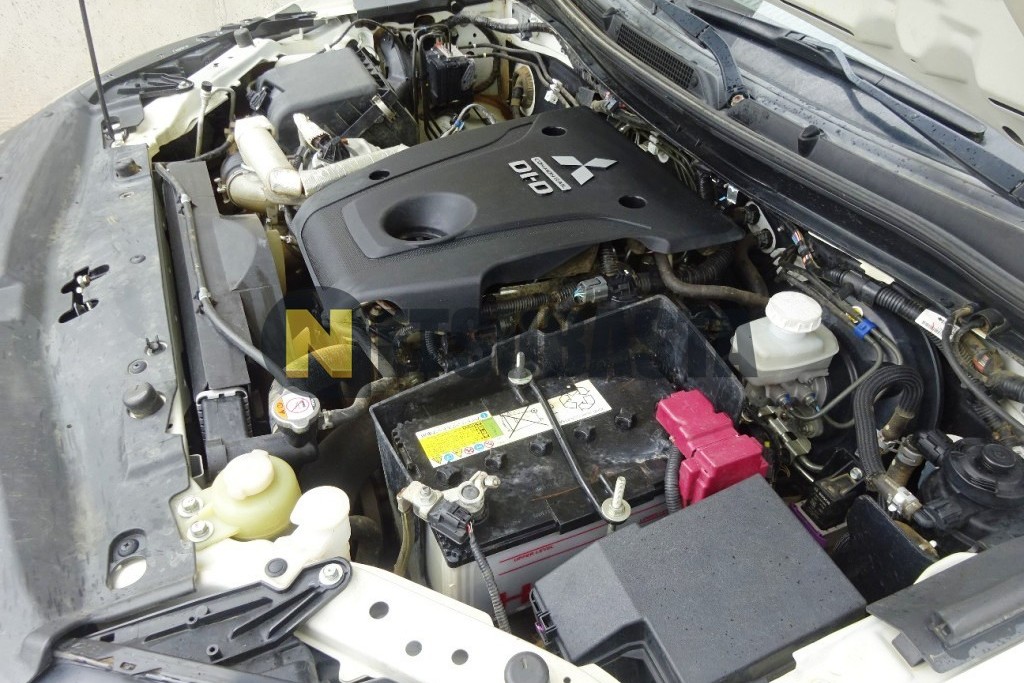 Mitsubishi L200 Doble Cabina 220 DI-D M-Pro 2020