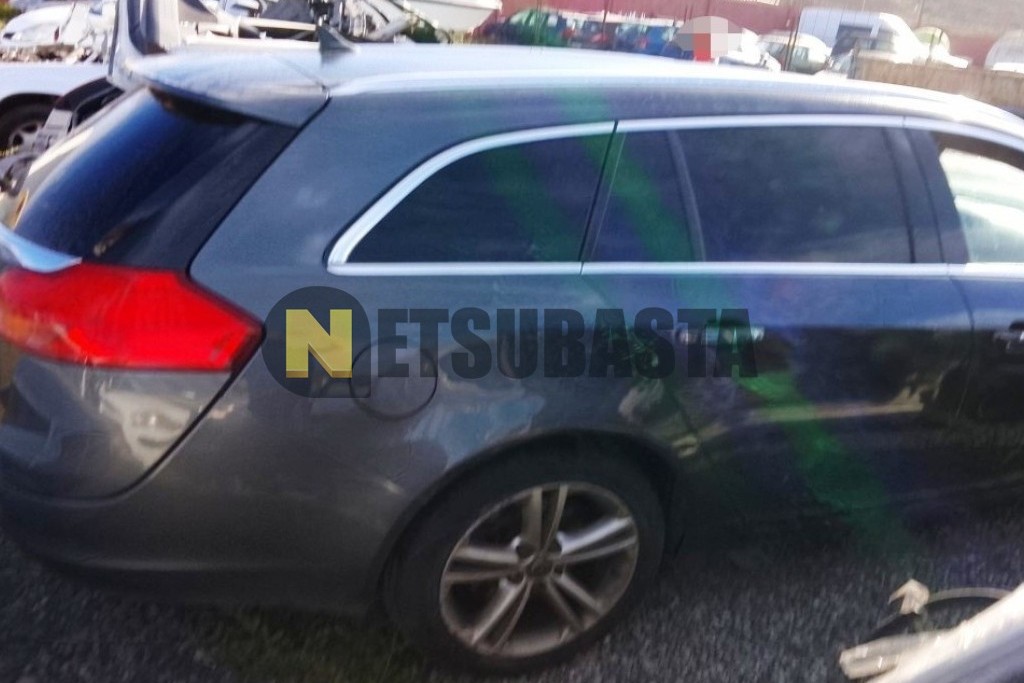 Opel Insignia Sports Tourer 2.0 CDTI 2012
