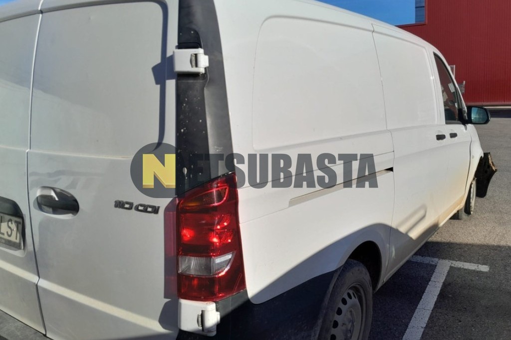 Mercedes-Benz Vito 110 CDI Furgón 2021