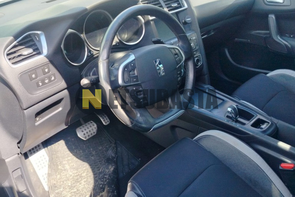 Citroën DS4 1.6 e-HDI CMP6 2011