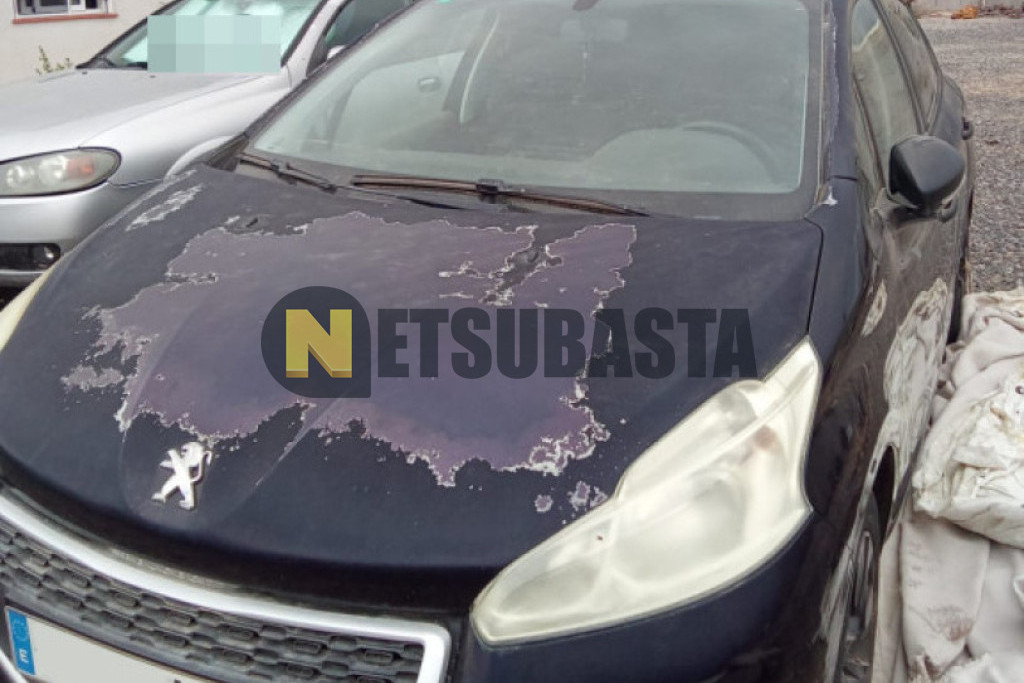 Peugeot 208 1.0 PureTech 2013
