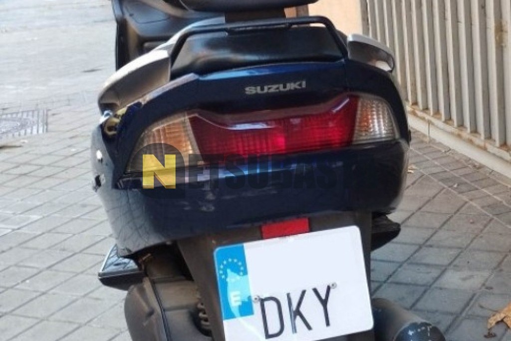 Suzuki BURGMAN 125 2005