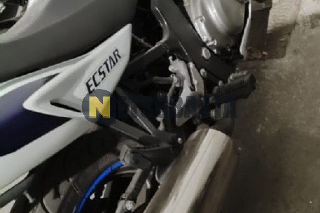 Suzuki GS 500F 2006