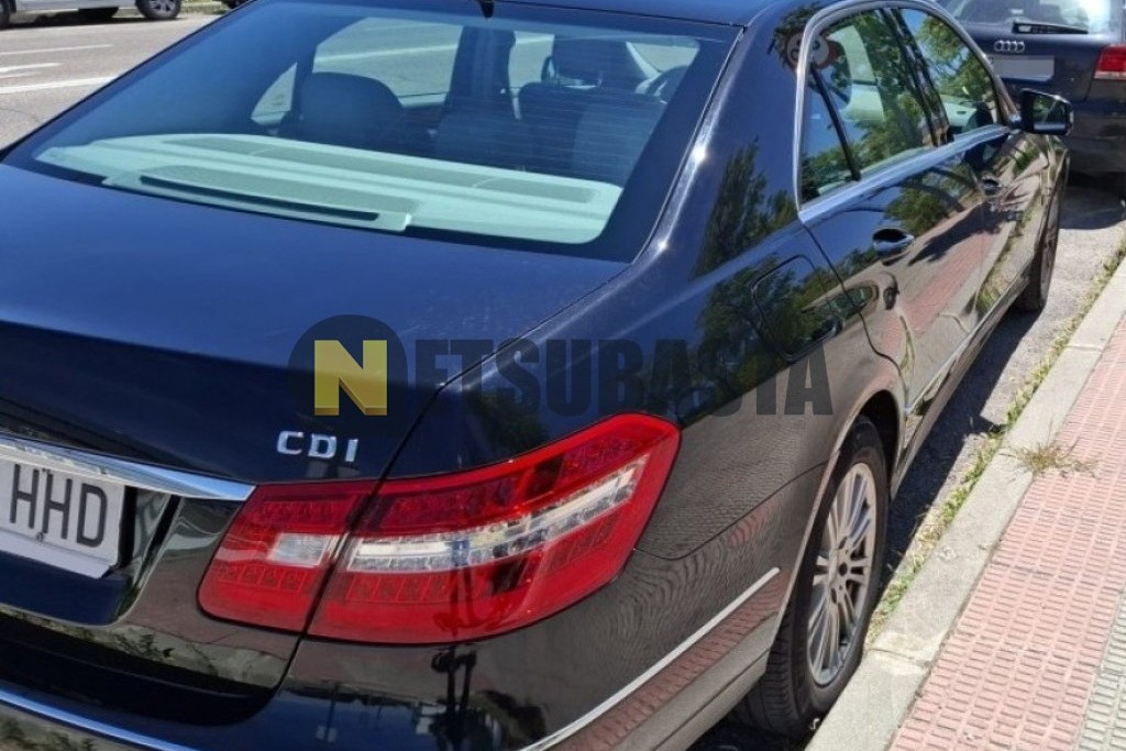 Mercedes-Benz E 250 CDI BlueEFFICIENCY 2011