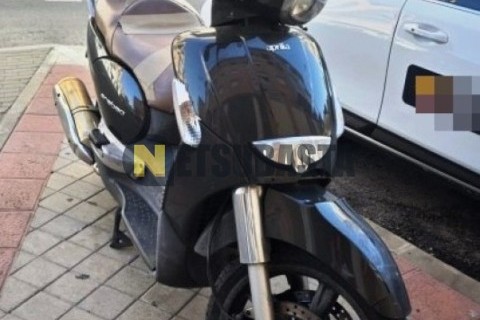 Piaggio X EVO 125 2016