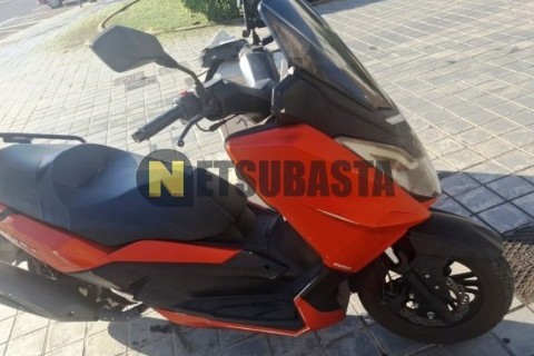 Piaggio X EVO 125 2016