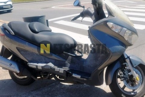 Yamaha XVS 1100 Drag Star 2005