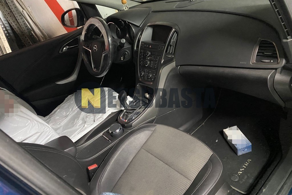 Opel Astra 2.0 CDTI Aut. 2010