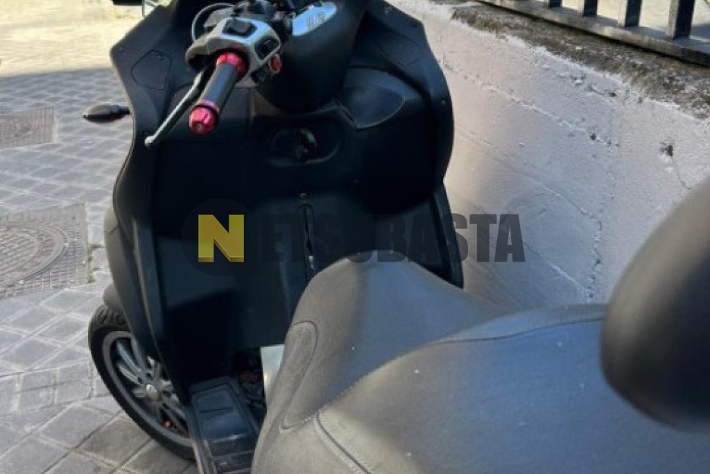 Piaggio MP3 400 LT 2011
