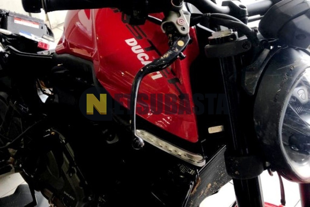 Ducati Monster 2024