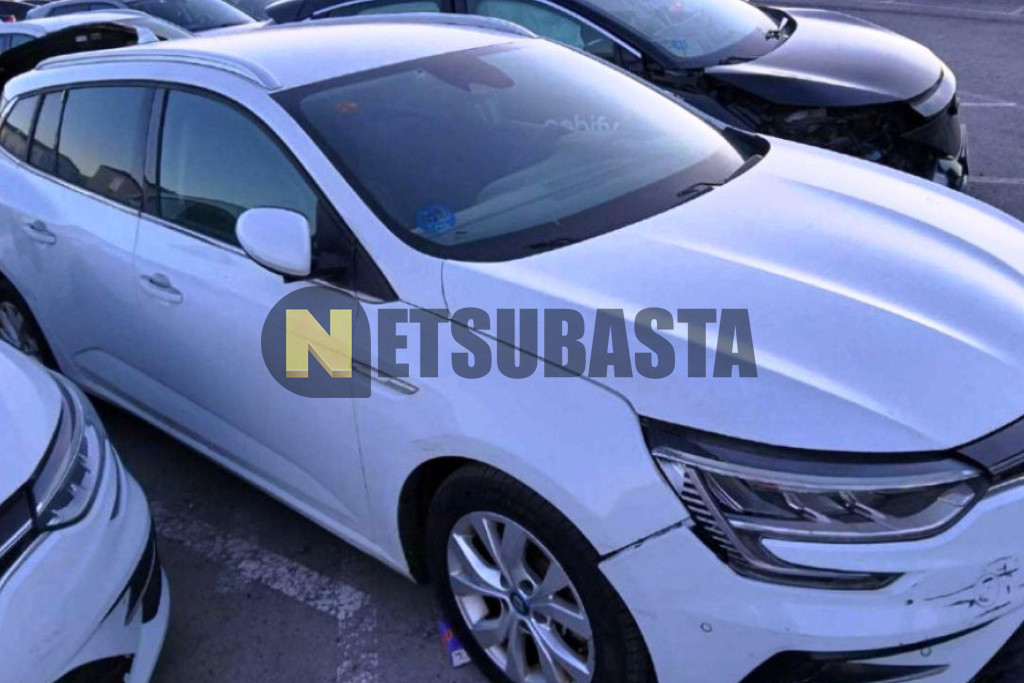 Renault Megane Sport Tourer E-TECH Híbrido enchufable 2021
