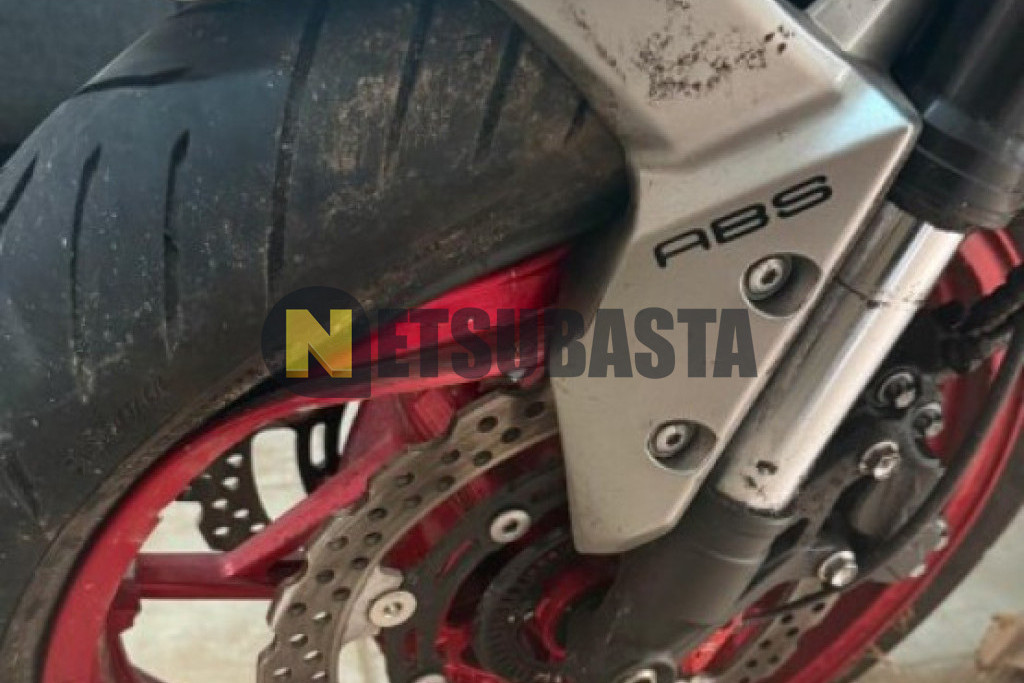 Kawasaki Z 900 2023