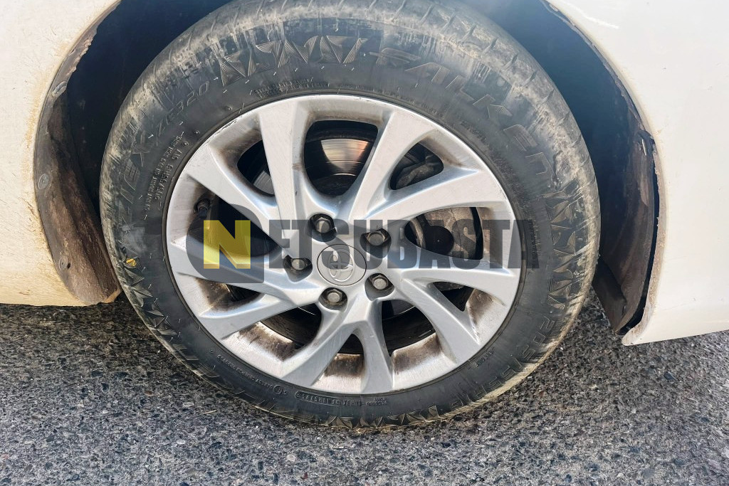 Toyota Auris Touring Sport 1.8 140H e-CVT 2015