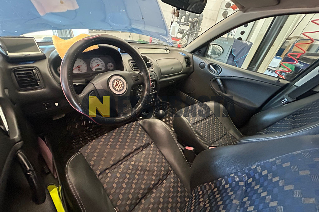 MG ZR 1.4 2003