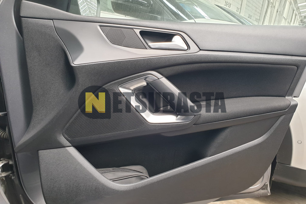 Peugeot 308 1.2 PureTech 2016