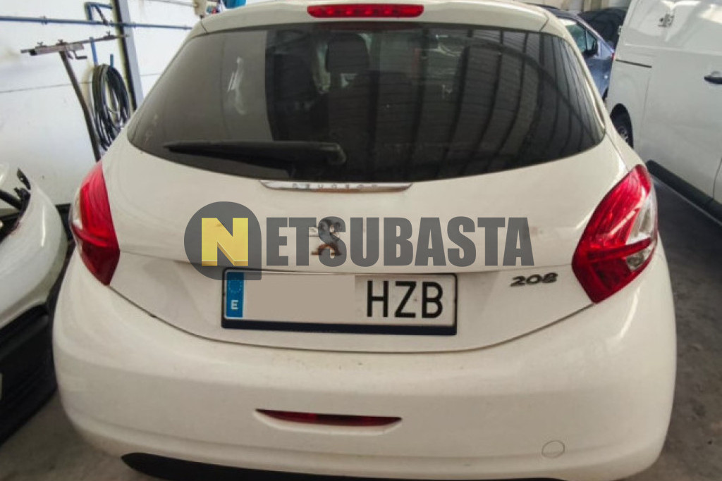 Peugeot 208 1.2 PureTech 2014