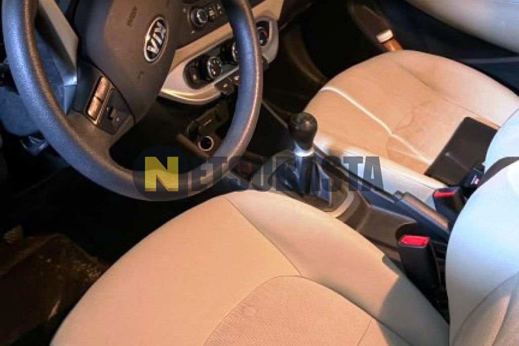 Kia Rio 1.2 CVVT 2013