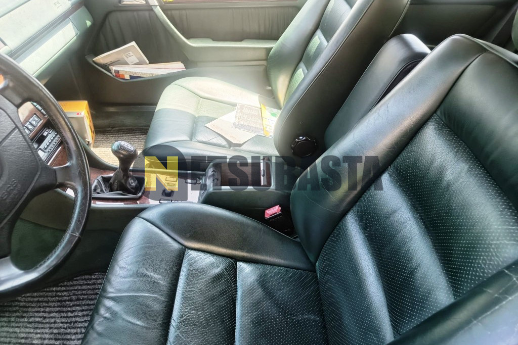 Mercedes-Benz 320 CE 1993