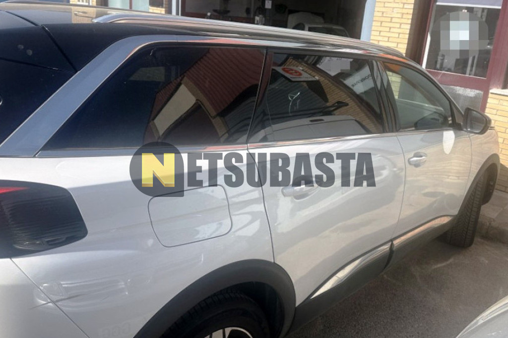Peugeot 5008 1.6 THP EAT6 2017