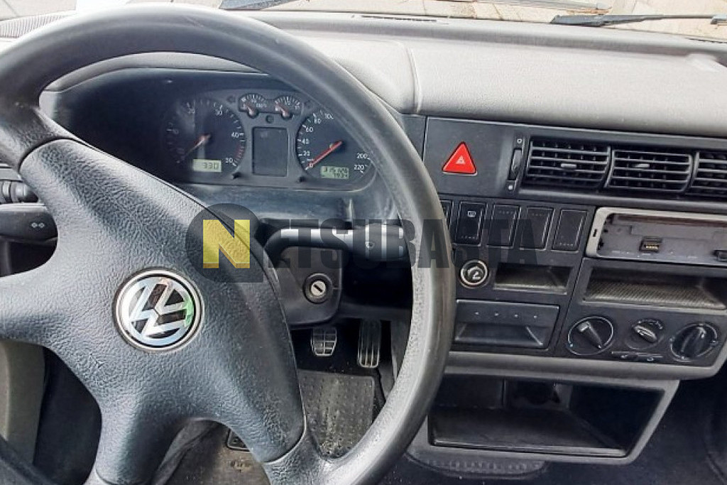 Volkswagen Transporter T4 2.5 TDI 2002