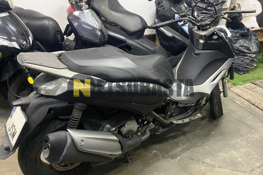 Piaggio Beverly Sport Touring 350 ie 2016