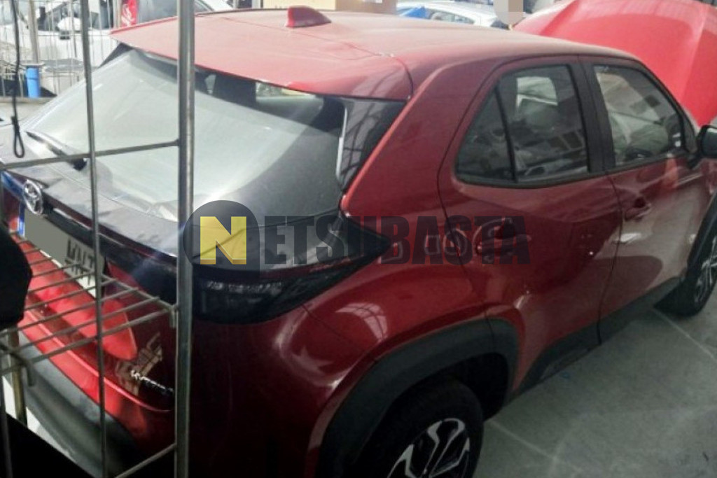 Toyota Yaris Cross Hybrid 120H 2024