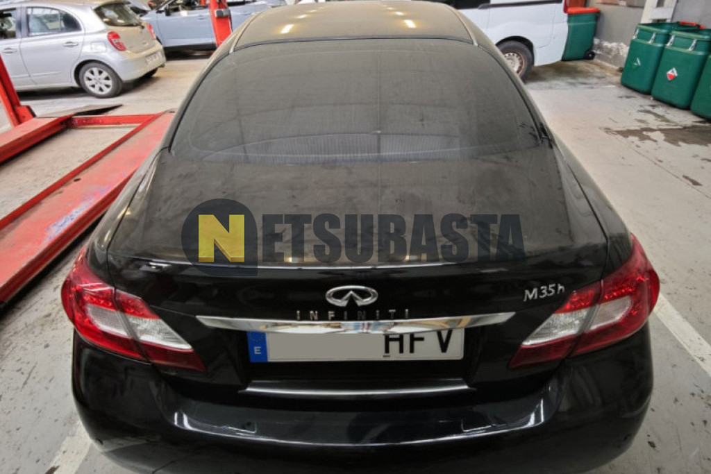 Infiniti M35h 2011
