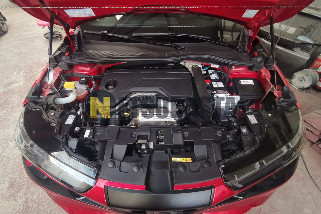 Alfa Romeo Junior Ibrida Speciale 1.2 eDCT6 2025