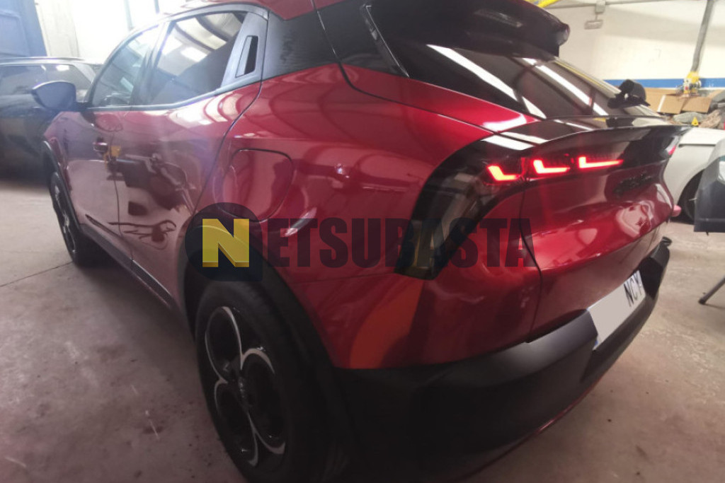 Alfa Romeo Junior Ibrida Speciale 1.2 eDCT6 2025