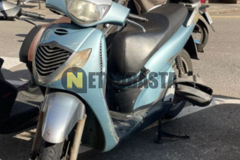 Honda SCOOPY SH125 2006