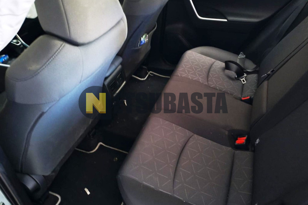 Toyota RAV4 Hybrid 220H 4x4 2022