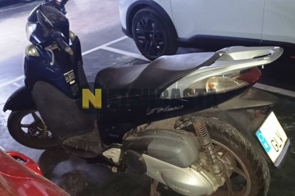 Honda SCOOPY SH300i 2009