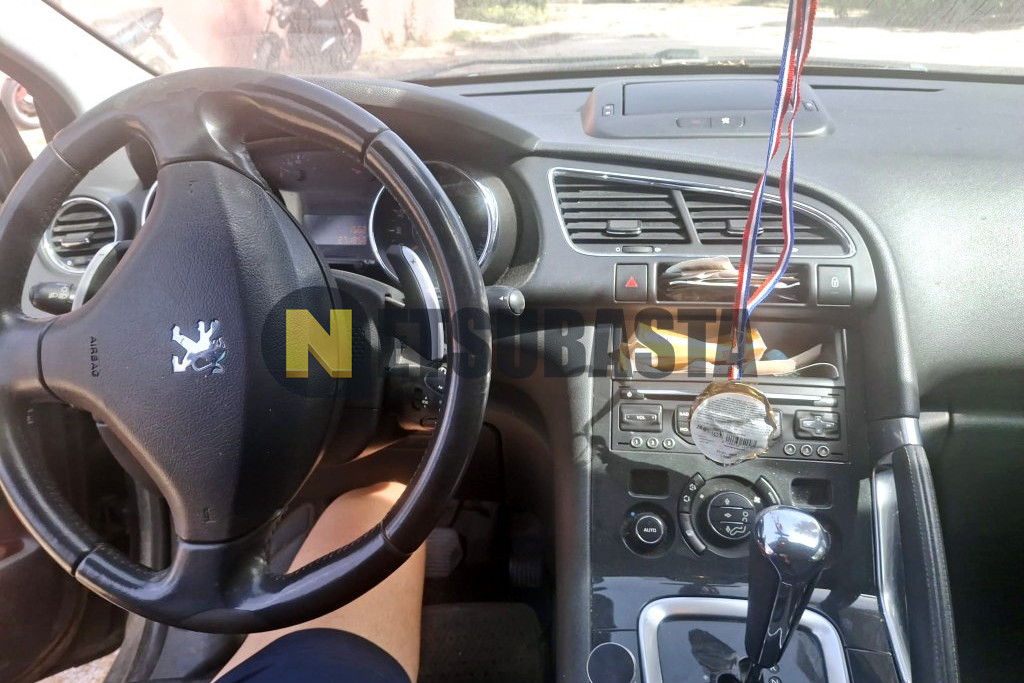 Peugeot 3008 1.6 e-HDi FAP CMP 2012