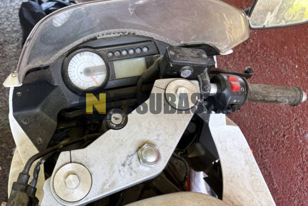 Hyosung GT 125 R 2011