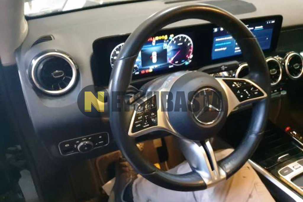 Mercedes-Benz GLB 200 2024