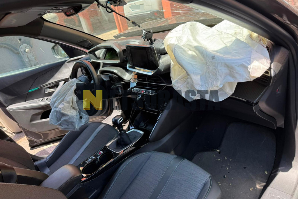 Peugeot 2008 1.2 PureTech 2023