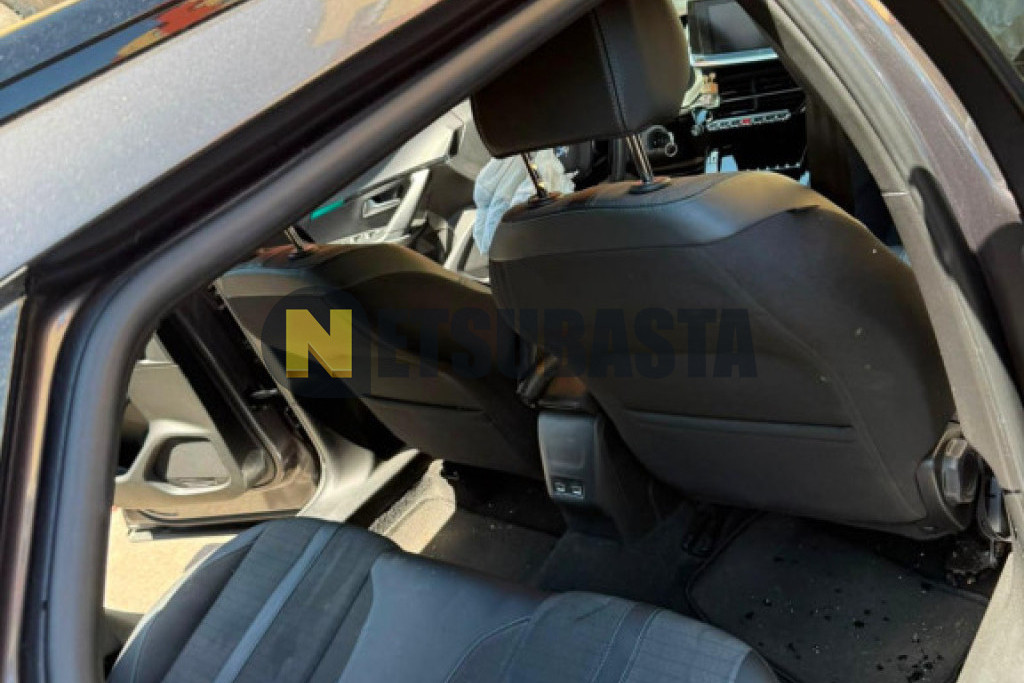Peugeot 2008 1.2 PureTech 2023