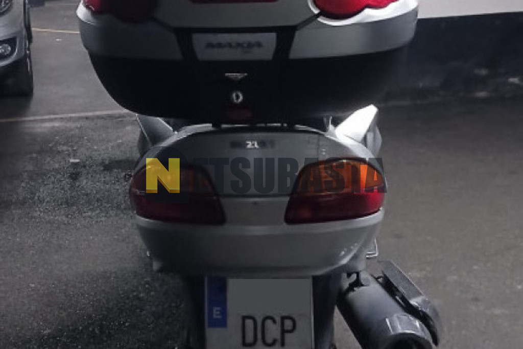Suzuki Burgman 650 2004