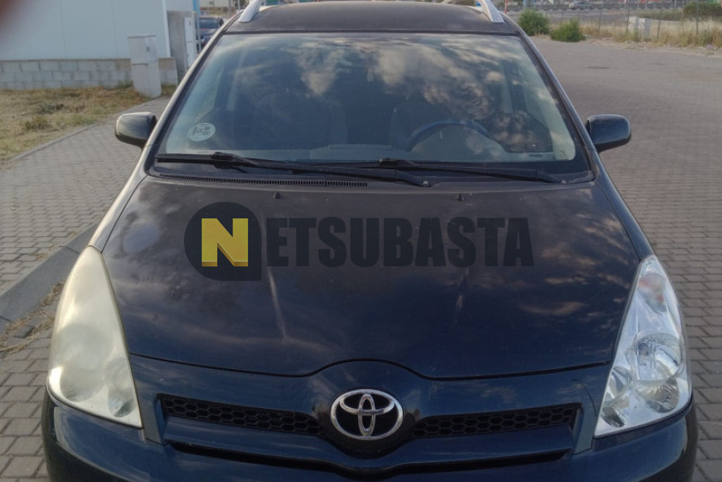 Toyota Corolla Verso 2.2 D4D 2006