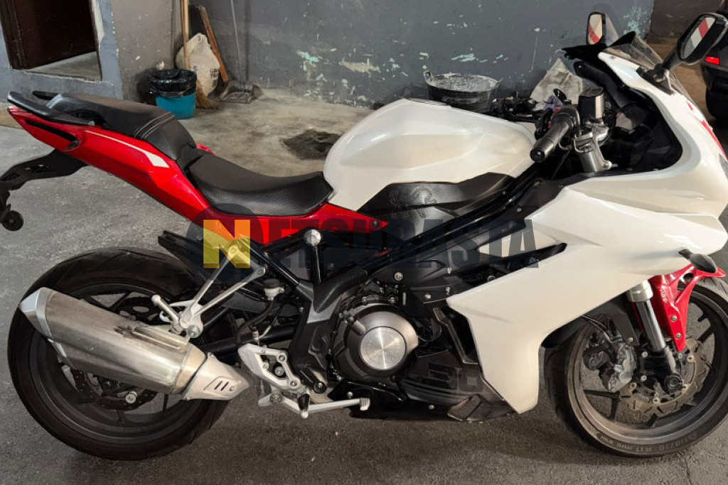 Benelli BN 302 R 2020
