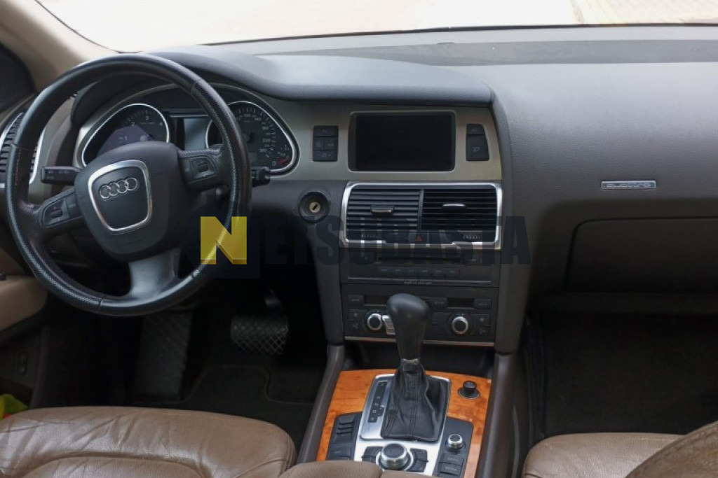 Audi Q7 3.0 TDI quattro tiptronic 2008