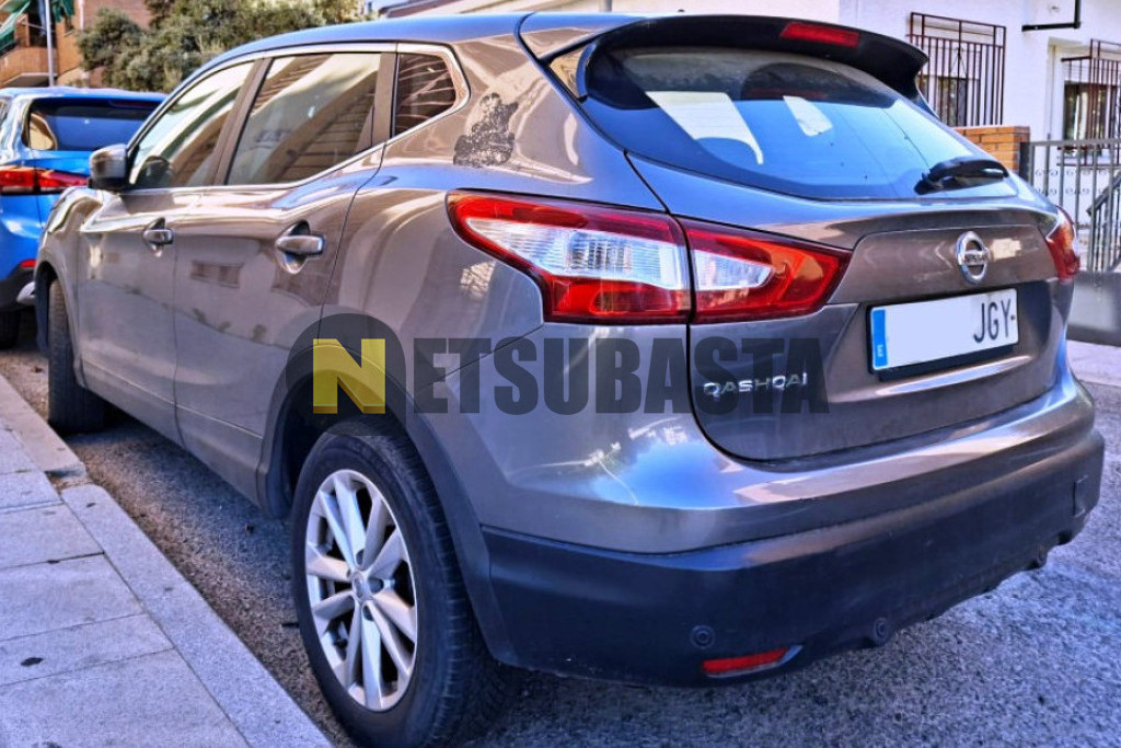 Nissan Qashqai 1.2 DIG-T XTRONIC 2015