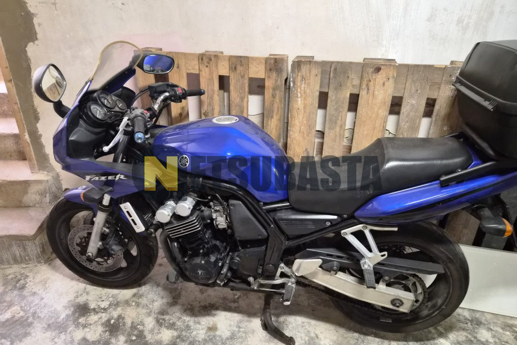 Yamaha FZS 600 Fazer 2003